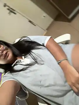 Snapshot of isa_ofc2024 chatting on 02-02-25, 02:27 isa ofc2024 online show from 02-02-25, 02:27