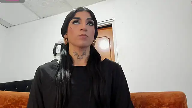 chloe evanx  online show from 12-30-24, 07:11