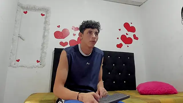 chloe evanx  online show from 03-18-25, 07:10