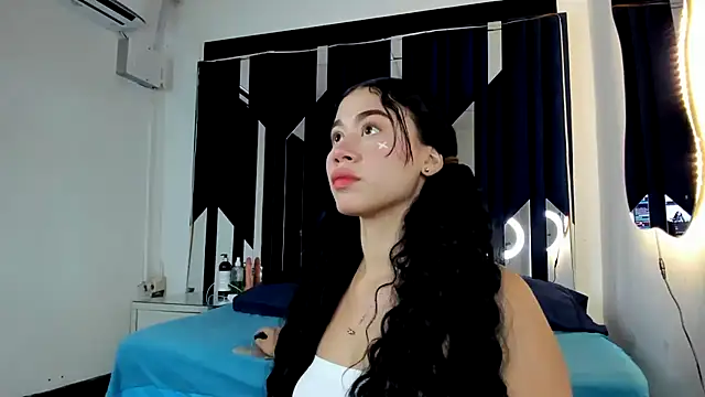 Sofia-candyht online show from 12-22-24, 01:34