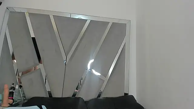 Sofia-candyht online show from 02-24-25, 09:20