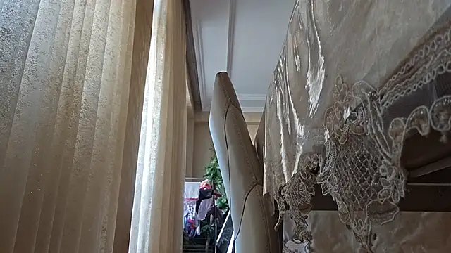 AlejandraDelaney online show from 01-31-25, 12:51