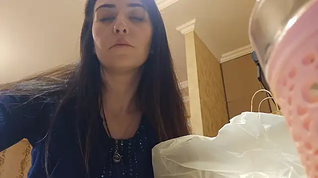 AlejandraDelaney online show from 02-28-25, 04:10