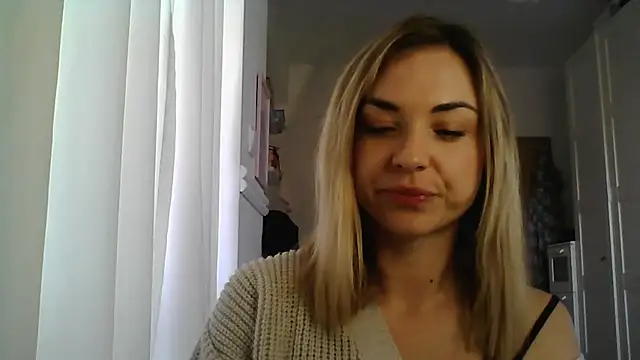 Snapshot of ashley_xlove chatting on 03-12-25, 07:35 ashley xlove online show from 03-12-25, 07:35