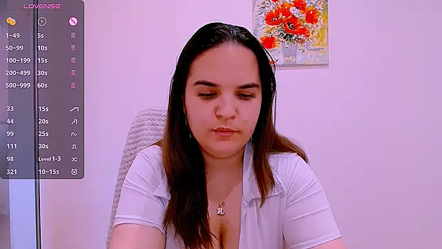 Snapshot of Ella-Diamond chatting on 04-27-26, 05:00 Ella-Diamond online show from 04-27-26, 05:00