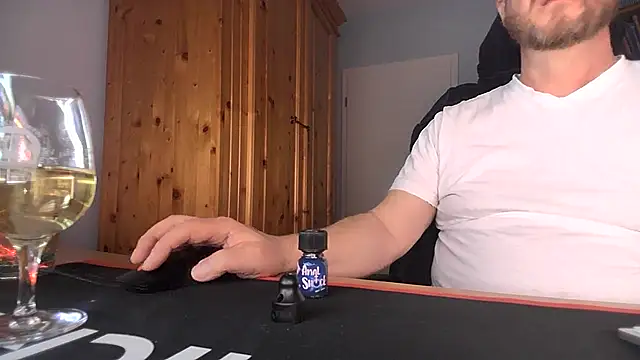 Tom PP cgn online show from 04-06-26, 04:46