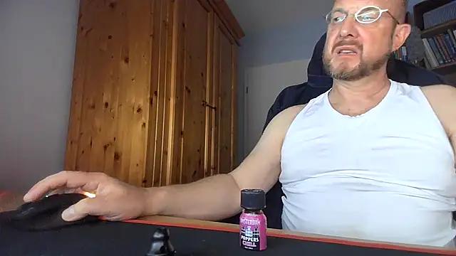 Tom PP cgn online show from 04-29-26, 01:43