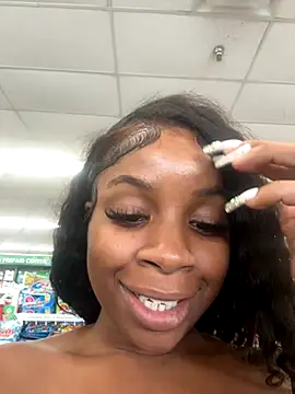 Snapshot of miamiworld chatting on 10-27-25, 03:16 miamiworld online show from 10-27-25, 03:16