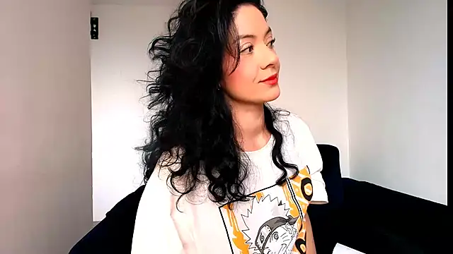 miabeautyxx online show from 03-25-26, 01:50