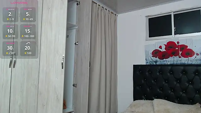 lily f00x online show from 04-21-26, 12:33