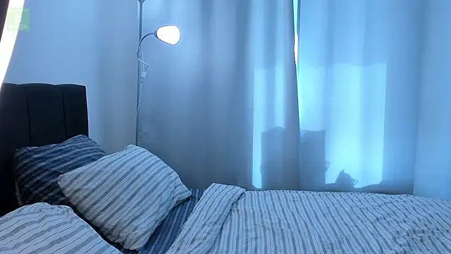 erika hoiree online show from 04-25-26, 06:16