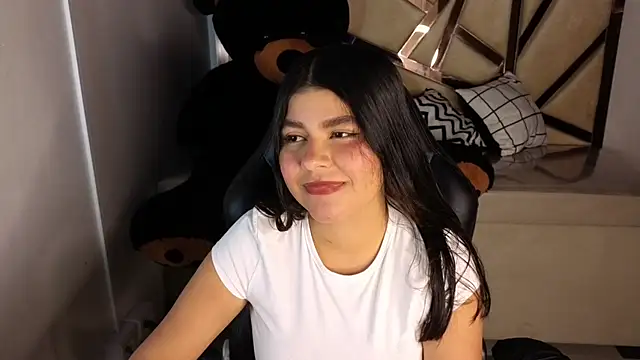 emmalee 01a online show from 02-06-25, 10:59