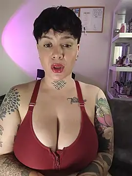 Snapshot of KatInk chatting on 07-17-26, 05:29 KatInk online show from 07-17-26, 05:29
