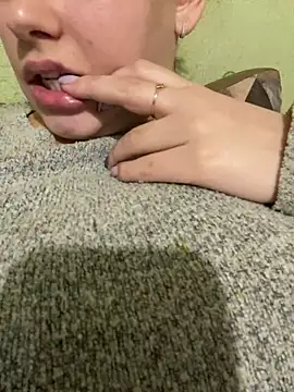 Snapshot of 69Laura696 chatting on 02-27-25, 09:58 69Laura696 online show from 02-27-25, 09:58