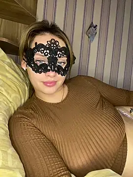 Snapshot of 69Laura696 chatting on 09-12-25, 03:34 69Laura696 online show from 09-12-25, 03:34