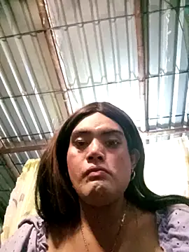 yovana13 online show from 04-24-26, 07:22