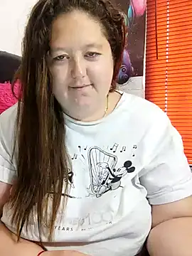 Snapshot of Chloee_ep chatting on 01-27-25, 05:48 Chloee ep online show from 01-27-25, 05:48