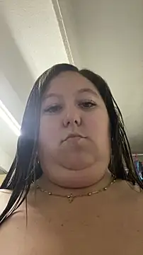 Snapshot of Chloee_ep chatting on 10-12-25, 01:26 Chloee ep online show from 10-12-25, 01:26