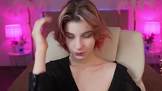 HaylaAmber online show from 12-10-24, 06:54