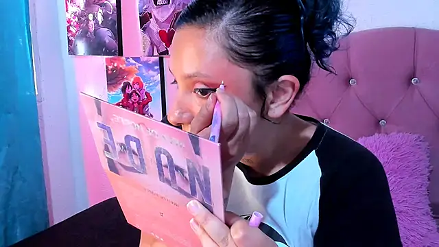 Mila nixon02 online show from 04-26-26, 05:21