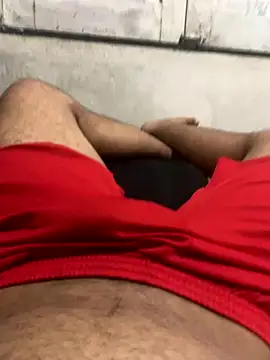 Snapshot of VouchingLagging chatting on 09-29-25, 03:00 VouchingLagging online show from 09-29-25, 03:00