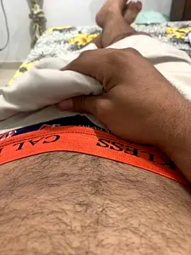 Snapshot of VouchingLagging chatting on 10-03-25, 10:07 VouchingLagging online show from 10-03-25, 10:07