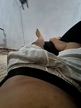 Snapshot of VouchingLagging chatting on 12-19-25, 03:46 VouchingLagging online show from 12-19-25, 03:46