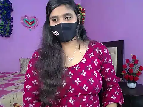 Hot Maleka online show from 03-01-26, 04:31