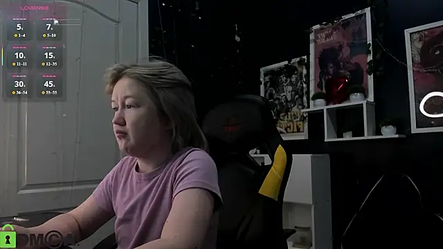 Sara Robinson online show from 05-14-26, 03:02