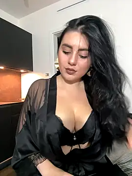 Snapshot of Evelyn___Sweet chatting on 10-10-25, 08:41 Evelyn   Sweet online show from 10-10-25, 08:41