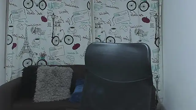 DanaaRey online show from 10-15-25, 04:40