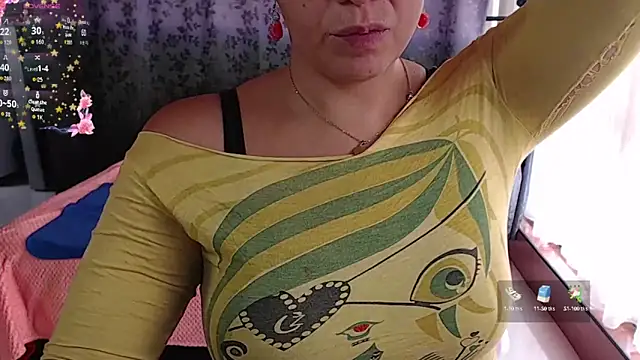 Snapshot of miia-big1boobs_ chatting on 10-28-25, 03:14 miia-big1boobs online show from 10-28-25, 03:14