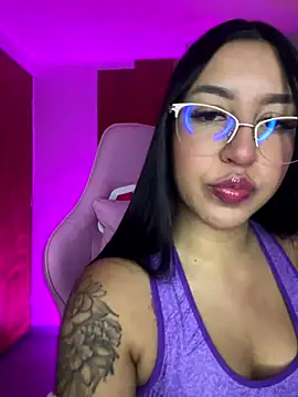 Tamara Roberts1 online show from 12-04-24, 03:26