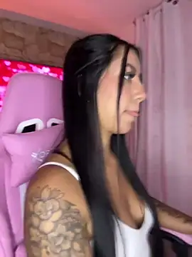 Tamara Roberts1 online show from 01-30-25, 01:33