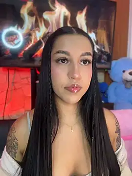 Snapshot of Tamara_Roberts1 chatting on 07-27-26, 02:29 Tamara Roberts1 online show from 07-27-26, 02:29