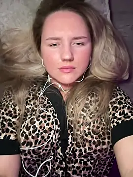 scarletseduction  online show from 05-24-26, 01:10