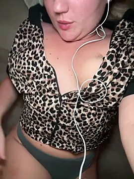 scarletseduction  online show from 05-26-26, 12:17