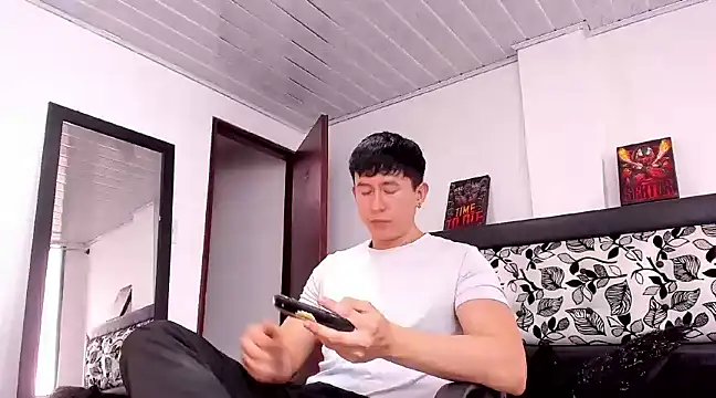 setsuna10 online show from 12-18-24, 09:51