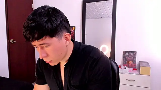 setsuna10 online show from 01-01-25, 08:26