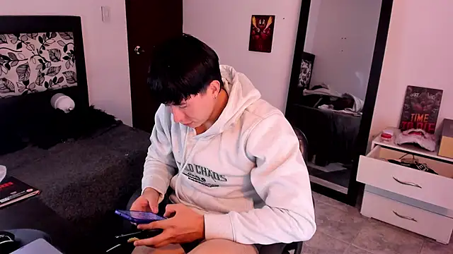 setsuna10 online show from 03-19-25, 12:37