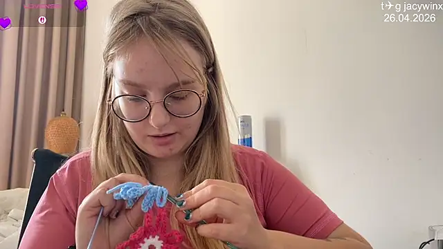 JacyWinslat online show from 04-26-26, 07:50