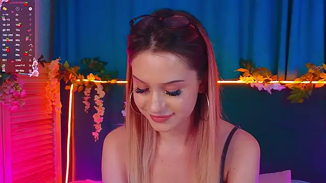 AlinaWalters online show from 11-26-25, 07:59