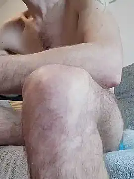 Snapshot of mountainPen chatting on 12-28-24, 12:24 mountainPen online show from 12-28-24, 12:24