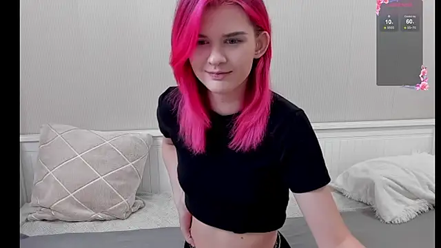 Snapshot of JulieTaylors chatting on 10-23-25, 09:46 JulieTaylors online show from 10-23-25, 09:46