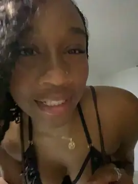 Snapshot of EscorpiLeoncita chatting on 03-29-26, 04:56 EscorpiLeoncita online show from 03-29-26, 04:56