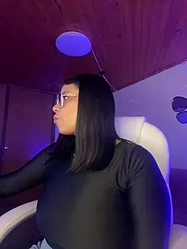 Snapshot of Isabella_boobd chatting on 06-17-26, 03:20 Isabella boobd online show from 06-17-26, 03:20