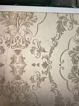 LushLuna online show from 12-17-24, 05:15