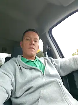 Snapshot of Bigtater1999 chatting on 11-03-25, 12:39 Bigtater1999 online show from 11-03-25, 12:39