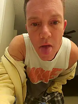 Snapshot of Bigtater1999 chatting on 11-20-25, 12:00 Bigtater1999 online show from 11-20-25, 12:00