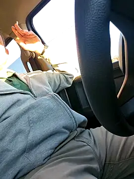 Snapshot of Bigtater1999 chatting on 11-28-25, 12:41 Bigtater1999 online show from 11-28-25, 12:41